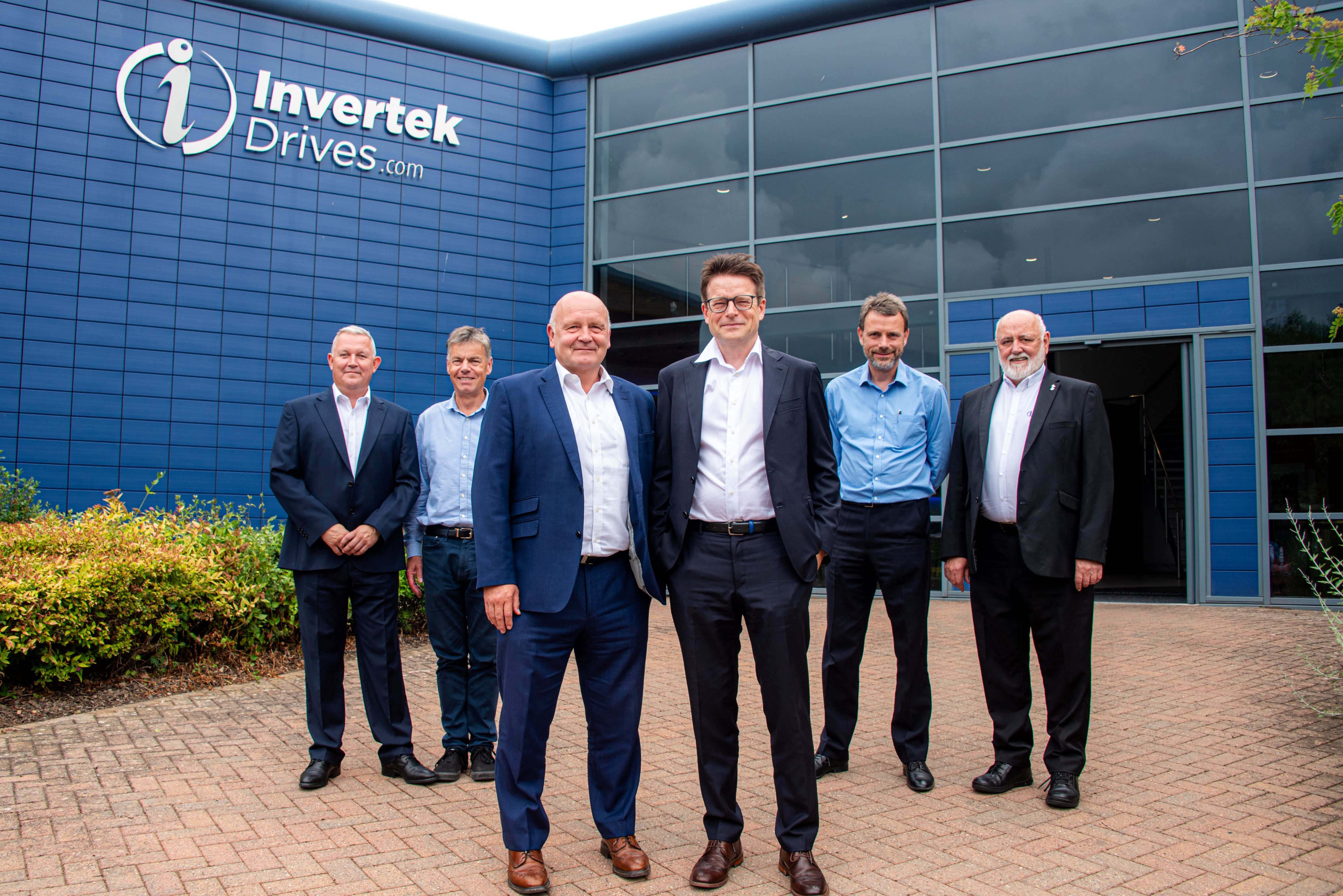 英泰根据其增长战略任命Adrian Ellam为新任首席执行官